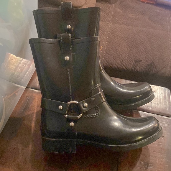 NWOT, Women’s Michael Kors moto rain/snow boots - Picture 1 of 4